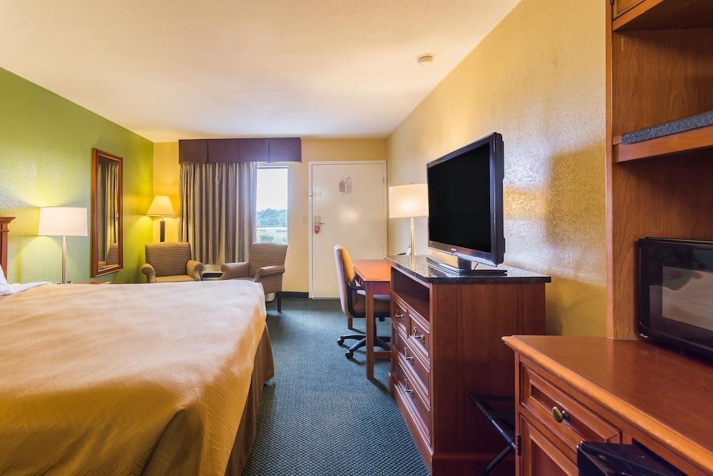 Econo Lodge White Pine Morristown I-81 & I-40 Split Exterior foto