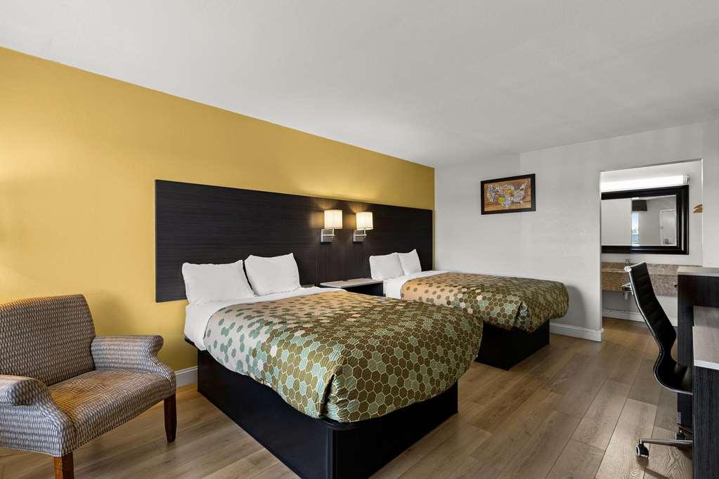 Econo Lodge White Pine Morristown I-81 & I-40 Split Quarto foto